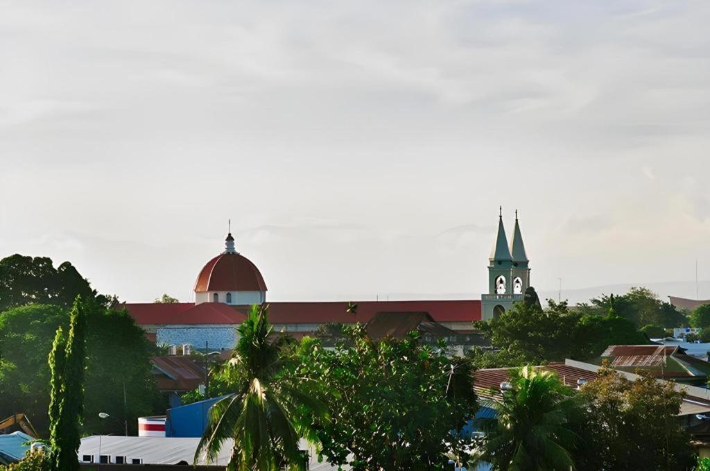 El Haciendero Private Hotel Iloilo City Kültér fotó