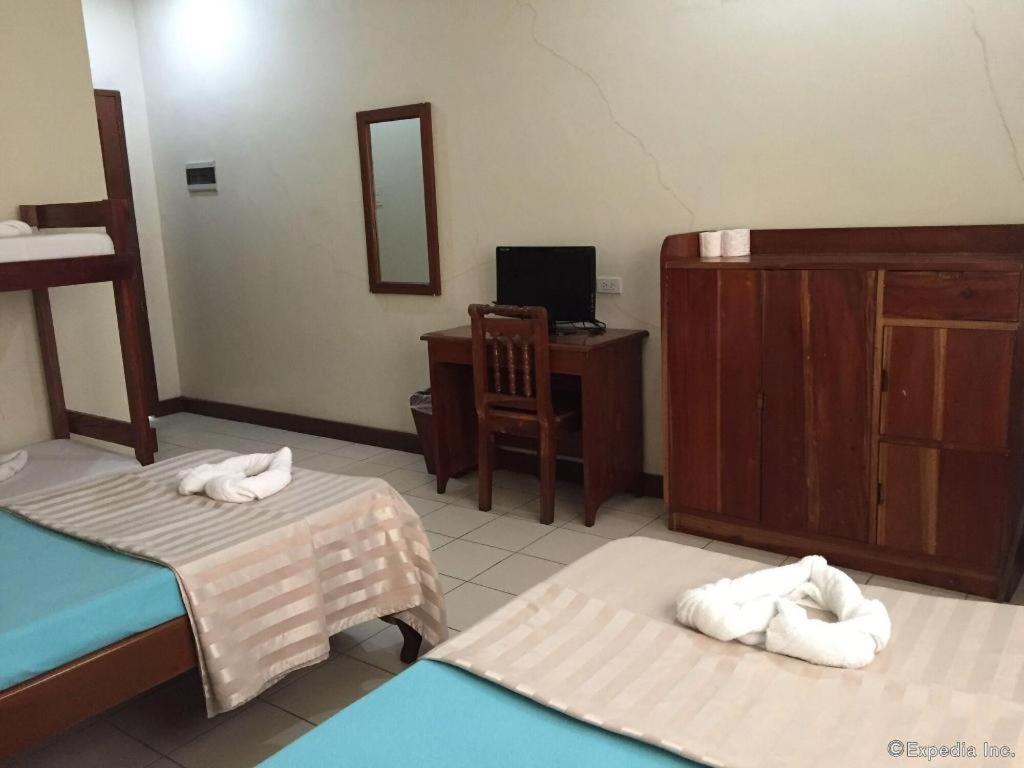 El Haciendero Private Hotel Iloilo City Kültér fotó