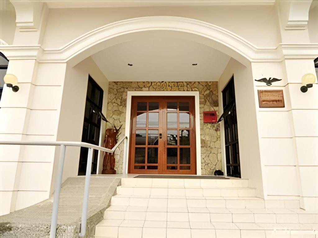 El Haciendero Private Hotel Iloilo City Kültér fotó