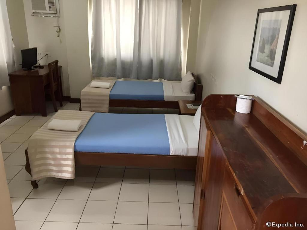 El Haciendero Private Hotel Iloilo City Kültér fotó