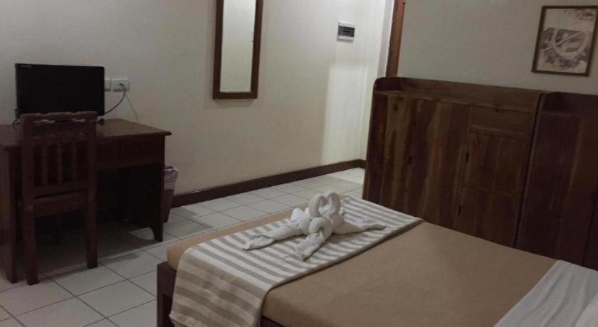 El Haciendero Private Hotel Iloilo City Kültér fotó